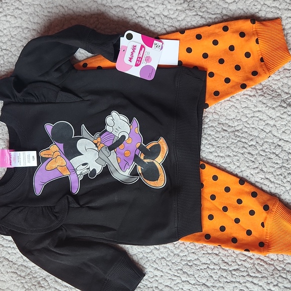 Disney Halloween Baby Mickey and Minnie Pajama Set And Happy Pumpkin Outfit Set - Picture 10 of 11